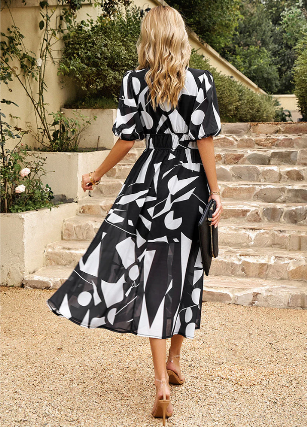 Merlin™ | Flattering Floral Midi Dress