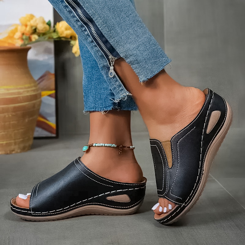 Aretha™ | Orthopedic Sandals