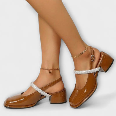 Nhycelle | Orthopedic Sandals