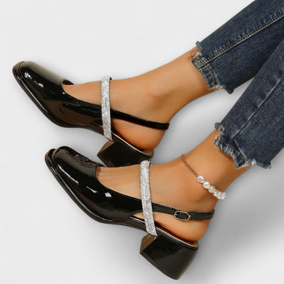 Nhycelle | Orthopedic Sandals