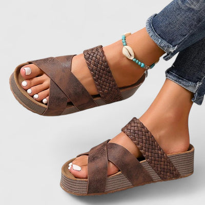 Novah | Orthopedic Sandals