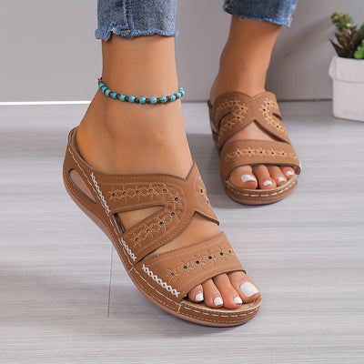 Noëlle™ Lightweight Orthopedic Sandals