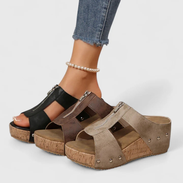 Dhayleen | Orthopedic Sandals